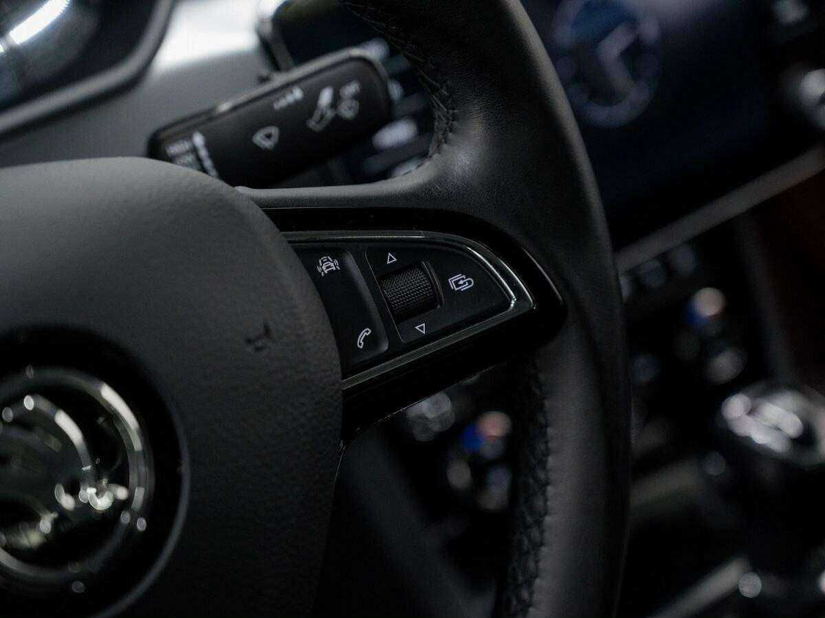 Купить Skoda Superb, 2017, 142 000 км, фото №21