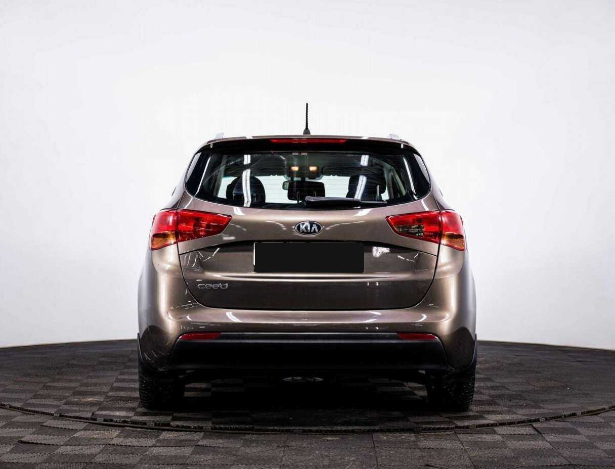 Купить Kia Ceed, 2014, 141 000 км, фото №5