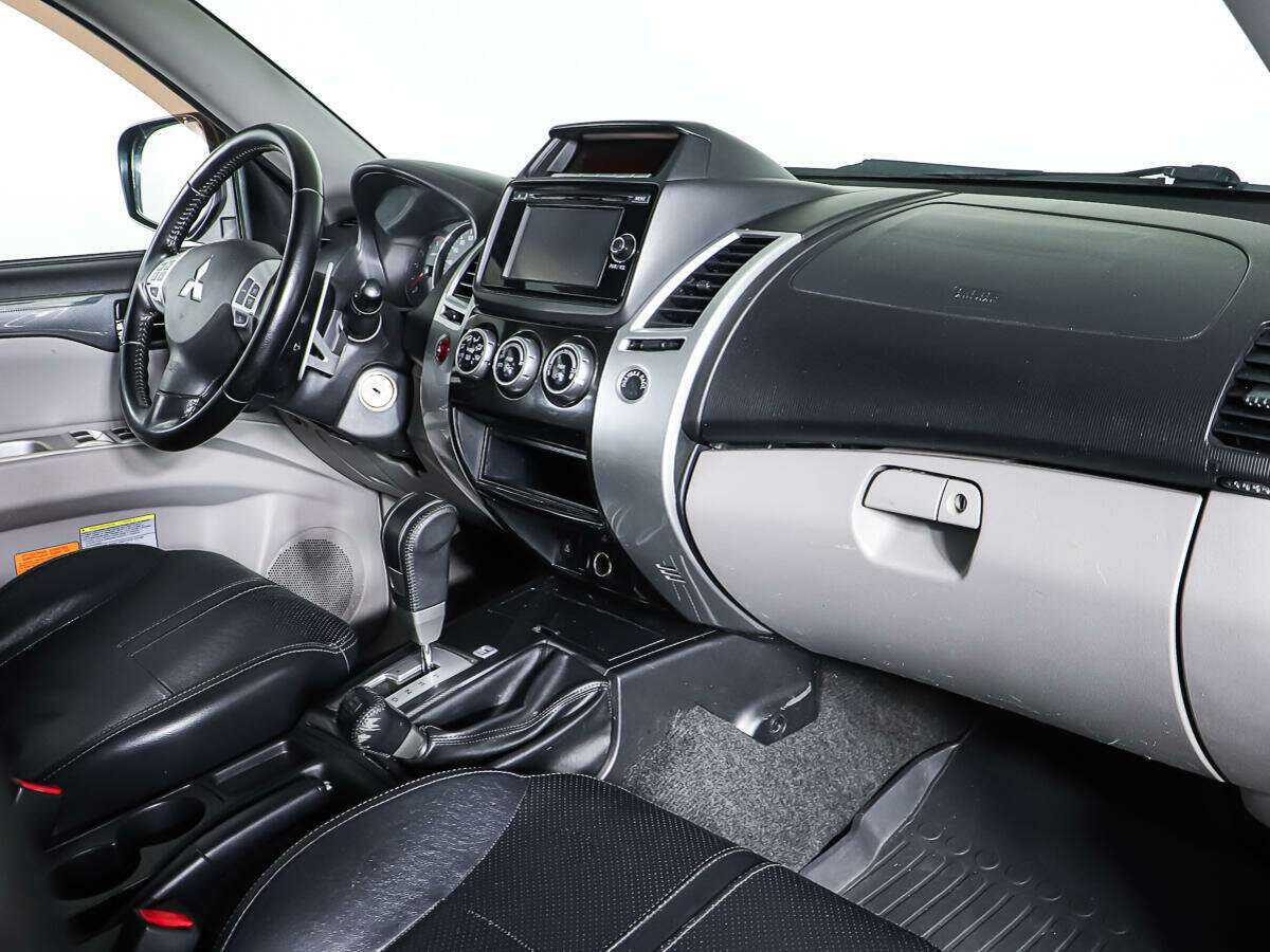 Купить Mitsubishi Pajero Sport, 2014, 134 346 км, фото №8