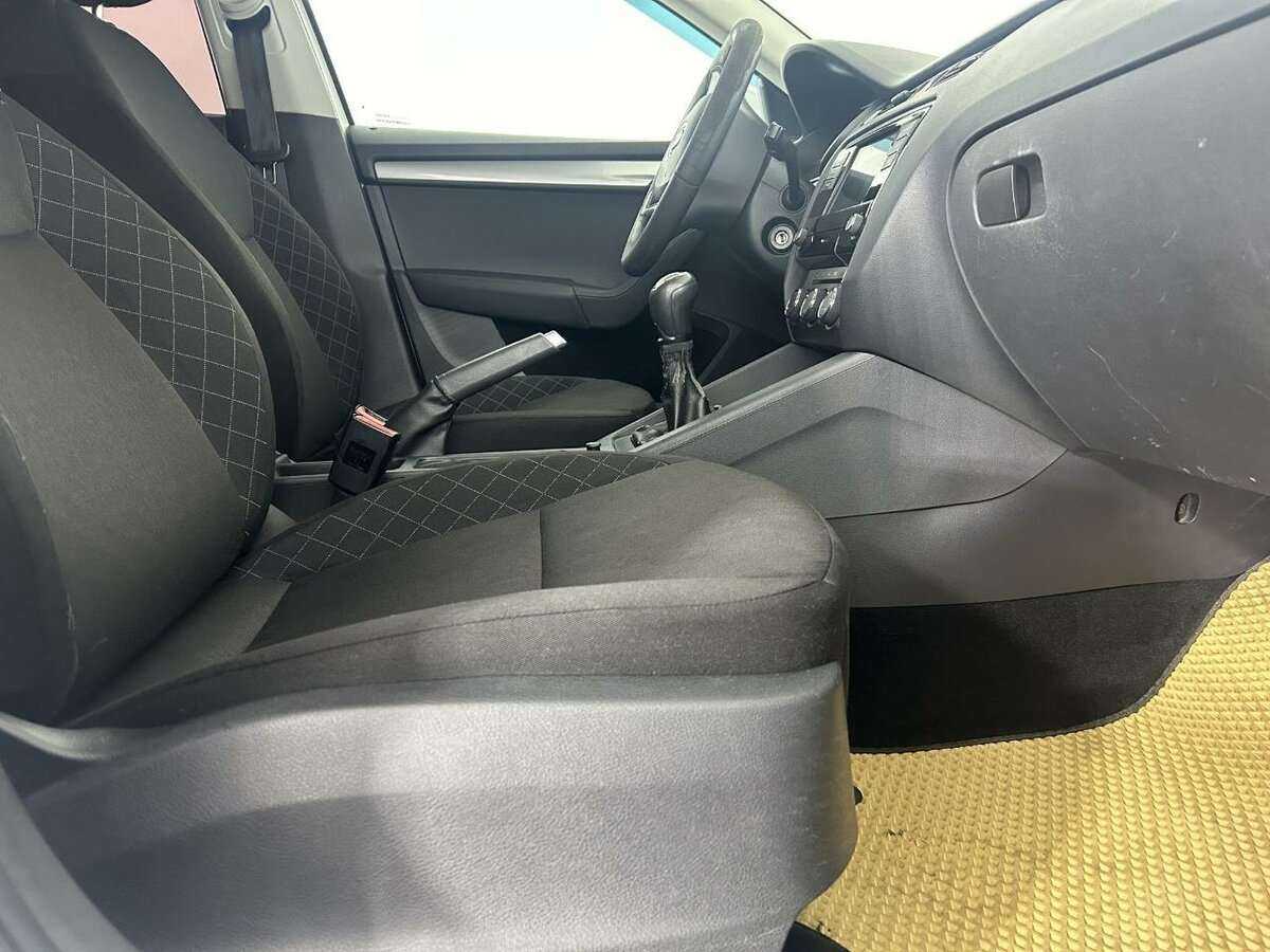 Купить Skoda Octavia, 2018, 431 666 км, фото №14