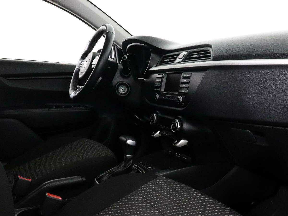 Купить Kia Rio X-Line, 2020, 84 617 км, фото №6