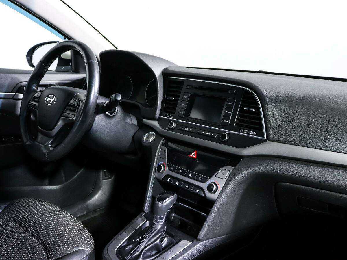 Купить Hyundai Elantra, 2018, 128 900 км, фото №9