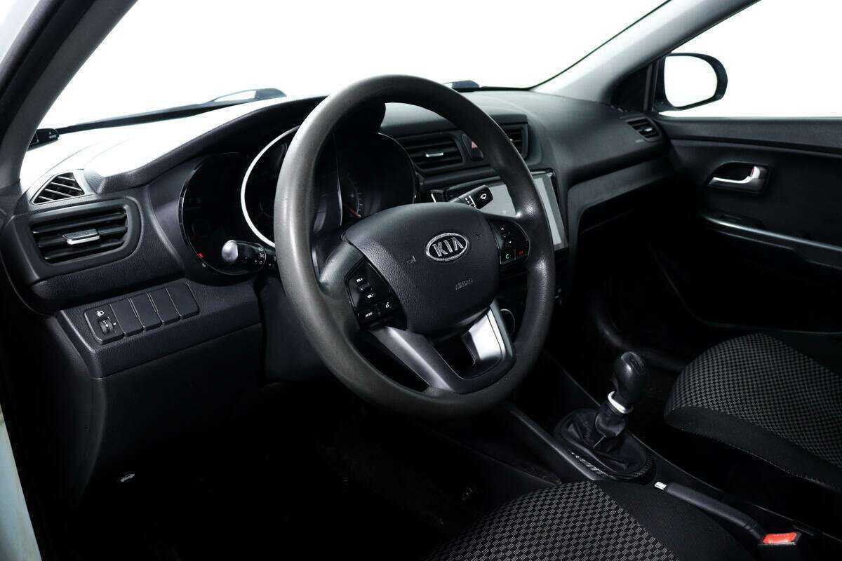 Купить Kia Rio, 2012, 236 059 км, фото №13