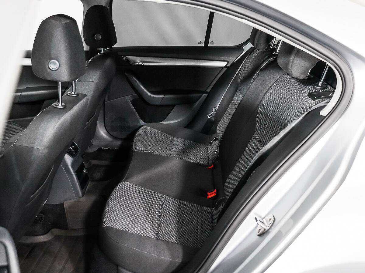 Купить Skoda Octavia, 2015, 214 751 км, фото №10