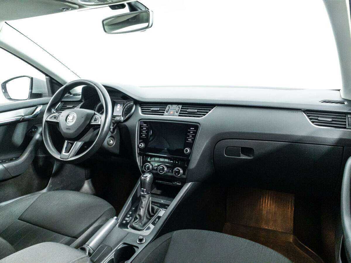 Купить Skoda Octavia, 2018, 163 569 км, фото №9