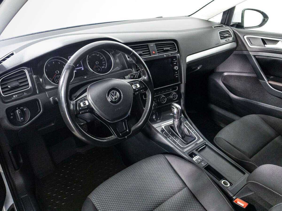 Купить Volkswagen Golf, 2018, 87 183 км, фото №11