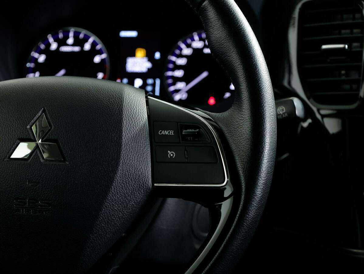 Купить Mitsubishi Outlander, 2018, 144 060 км, фото №15