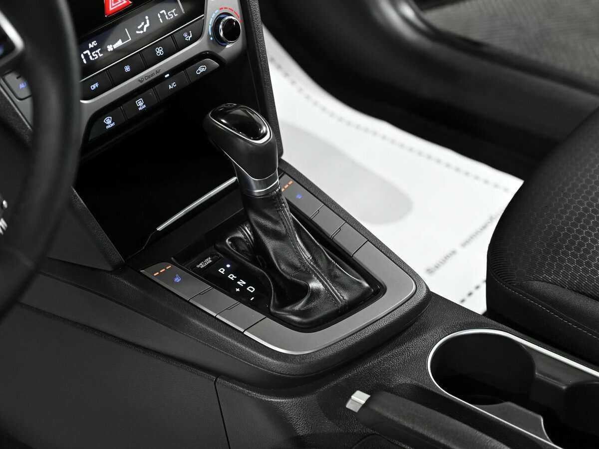 Купить Hyundai Elantra, 2017, 93 000 км, фото №10