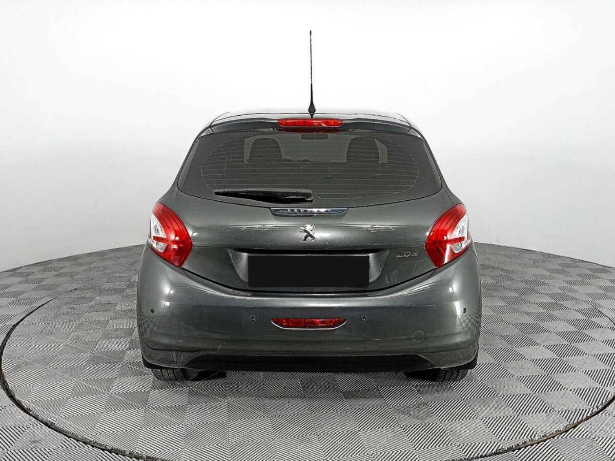 Купить Peugeot 208, 2013, 108 259 км, фото №6