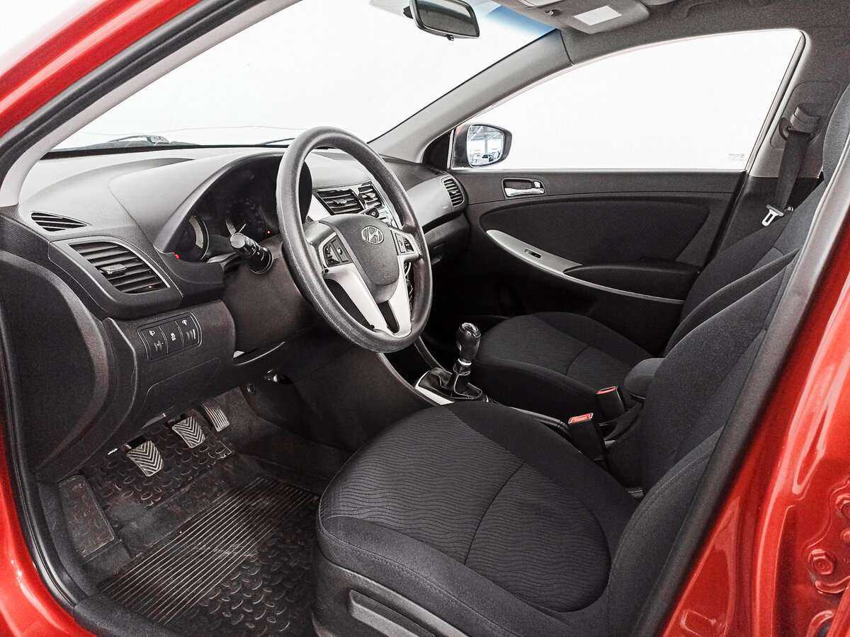 Купить Hyundai Solaris, 2012, 225 794 км, фото №12