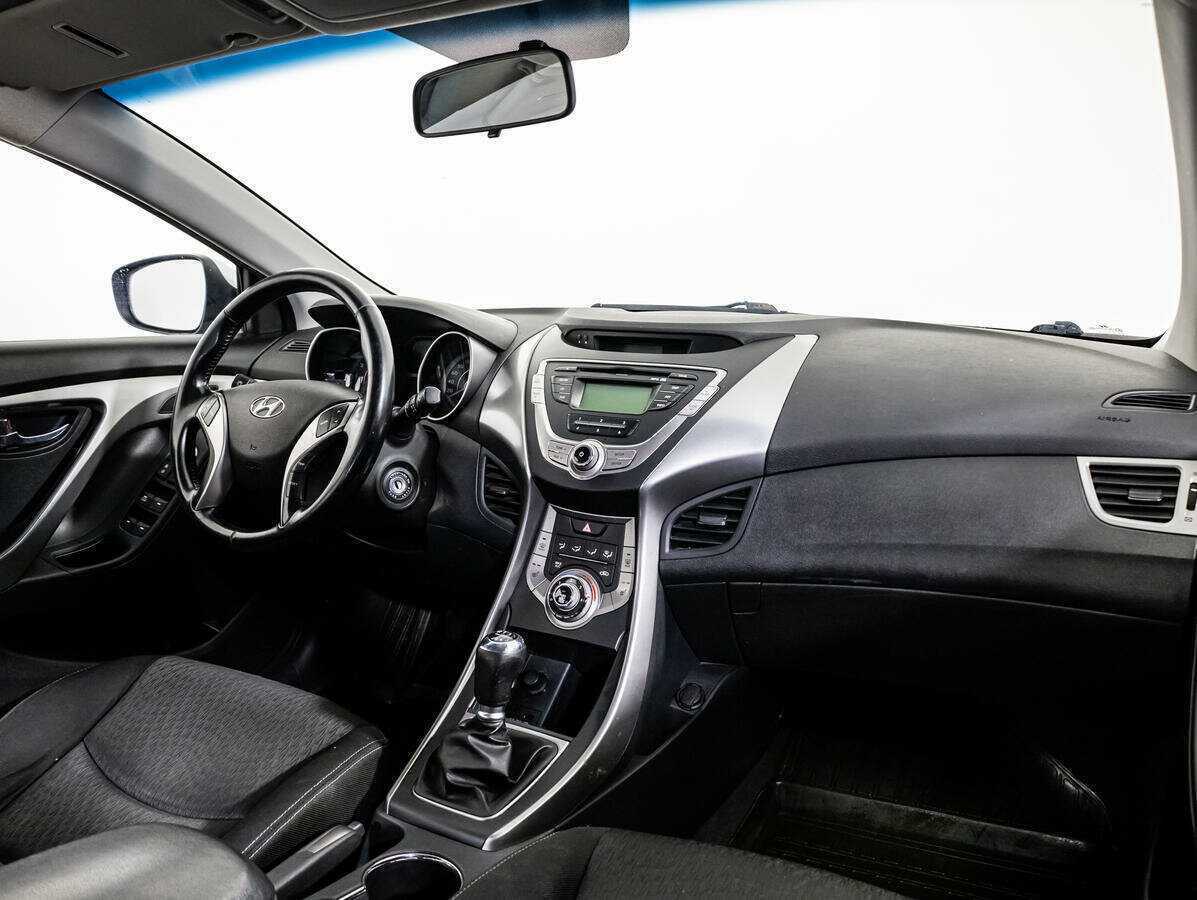 Купить Hyundai Elantra, 2013, 79 546 км, фото №9