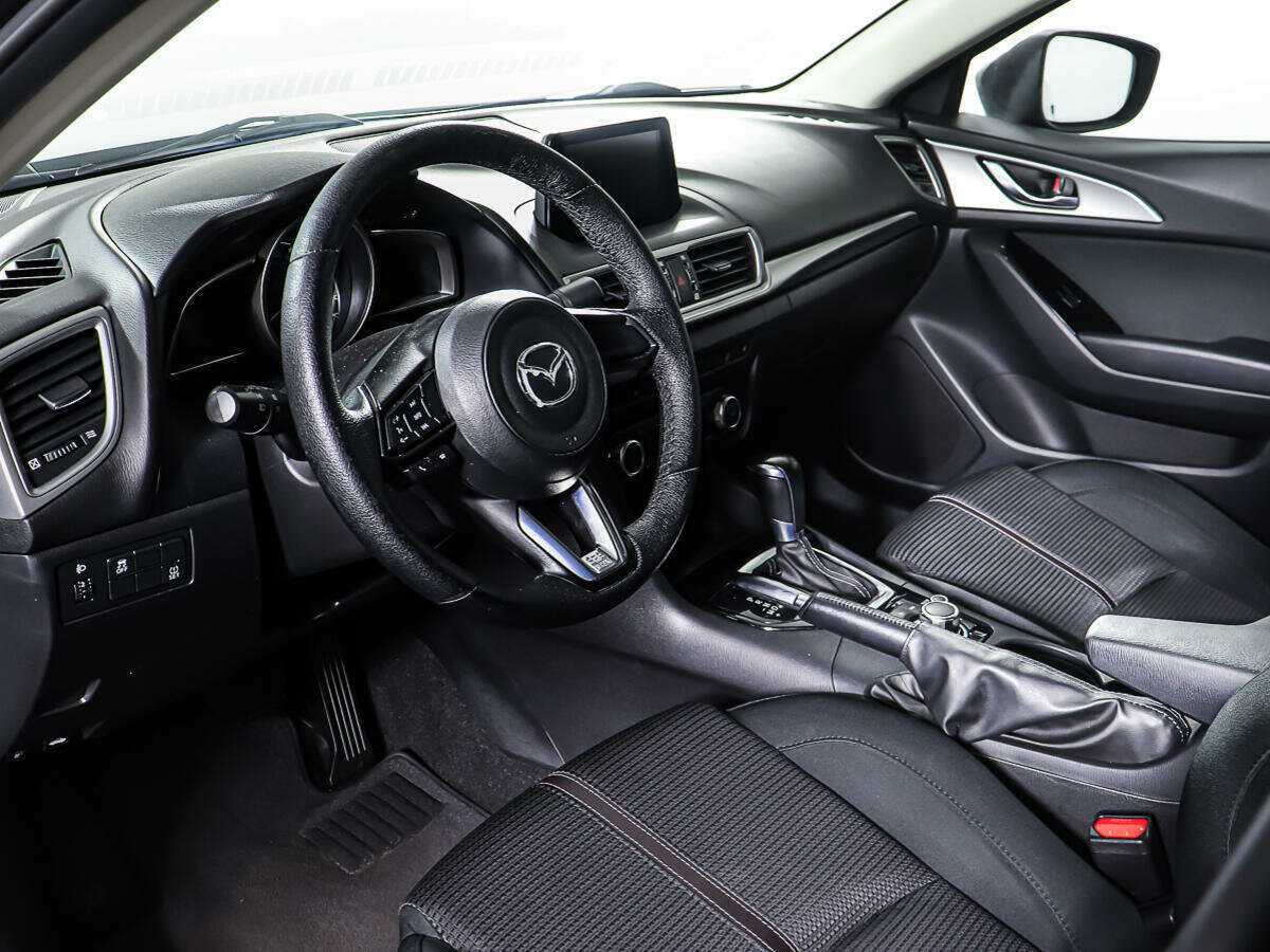 Купить Mazda 3, 2017, 120 610 км, фото №13