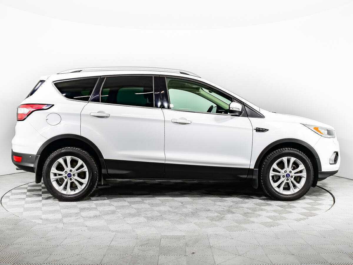 Купить Ford Kuga, 2017, 128 497 км, фото №4