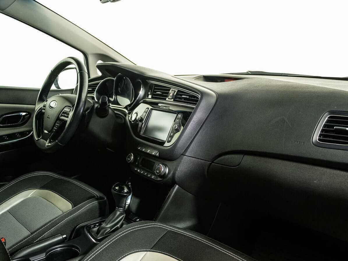 Купить Kia Ceed, 2017, 74 982 км, фото №9