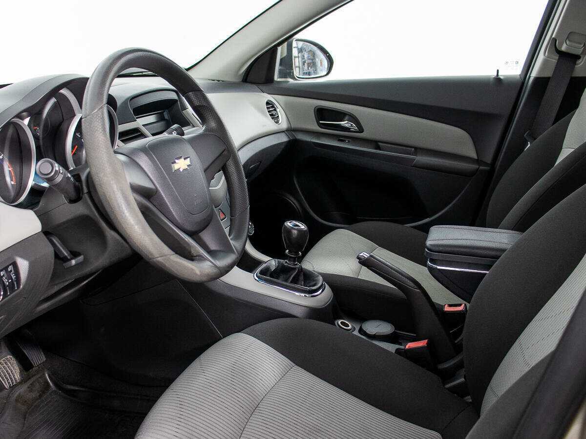 Купить Chevrolet Cruze, 2012, 226 514 км, фото №8