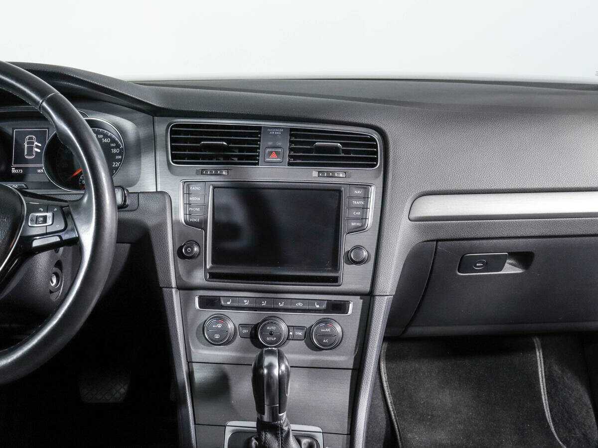 Купить Volkswagen Golf, 2013, 99 372 км, фото №11