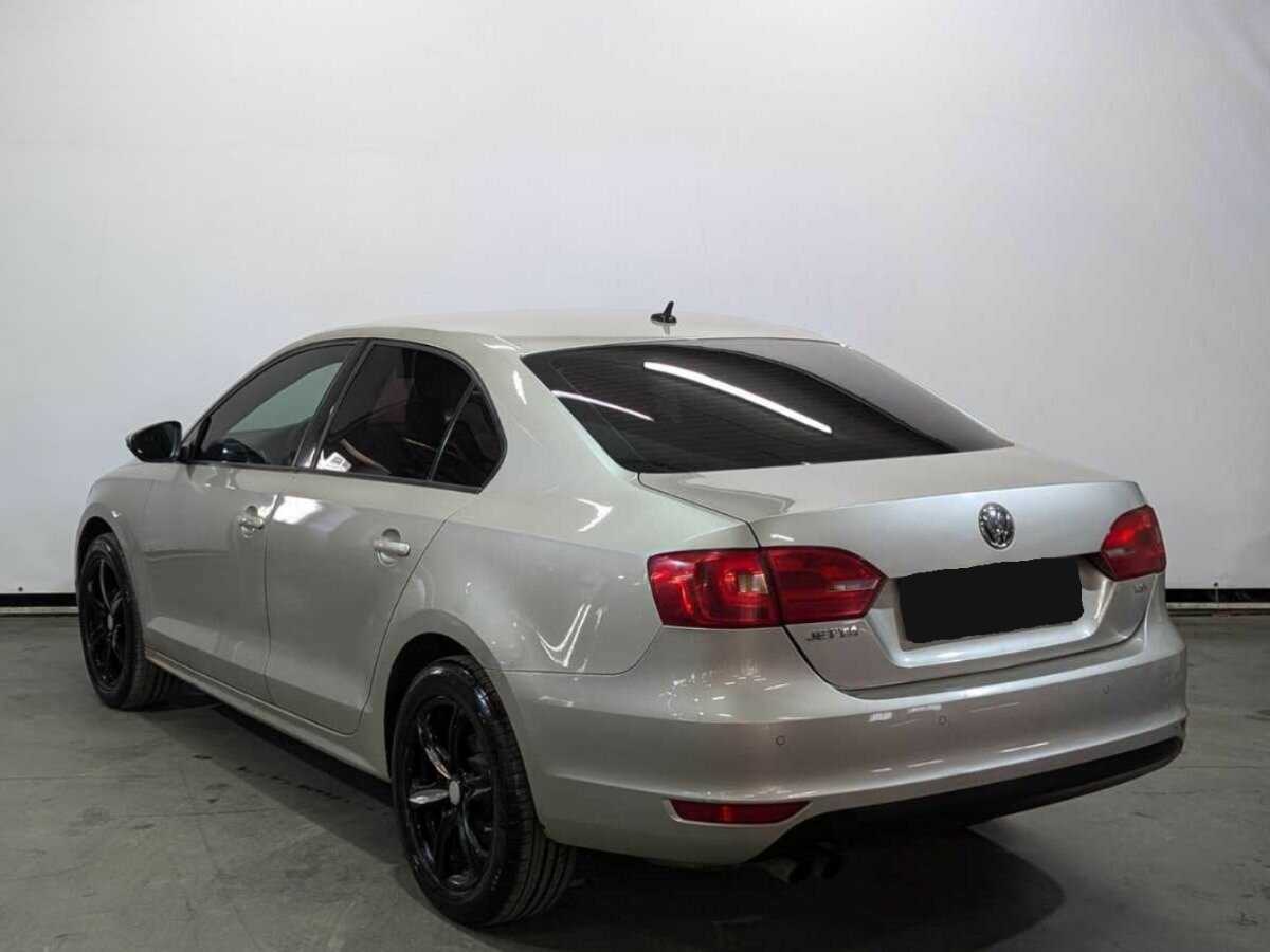 Купить Volkswagen Jetta, 2012, 251 739 км, фото №6