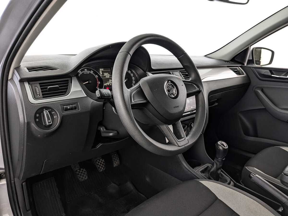 Купить Skoda Rapid, 2018, 110 276 км, фото №11