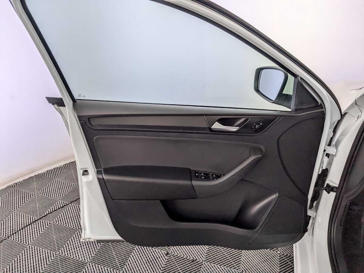 Купить Volkswagen Polo, 2020, 81 861 км, фото №15