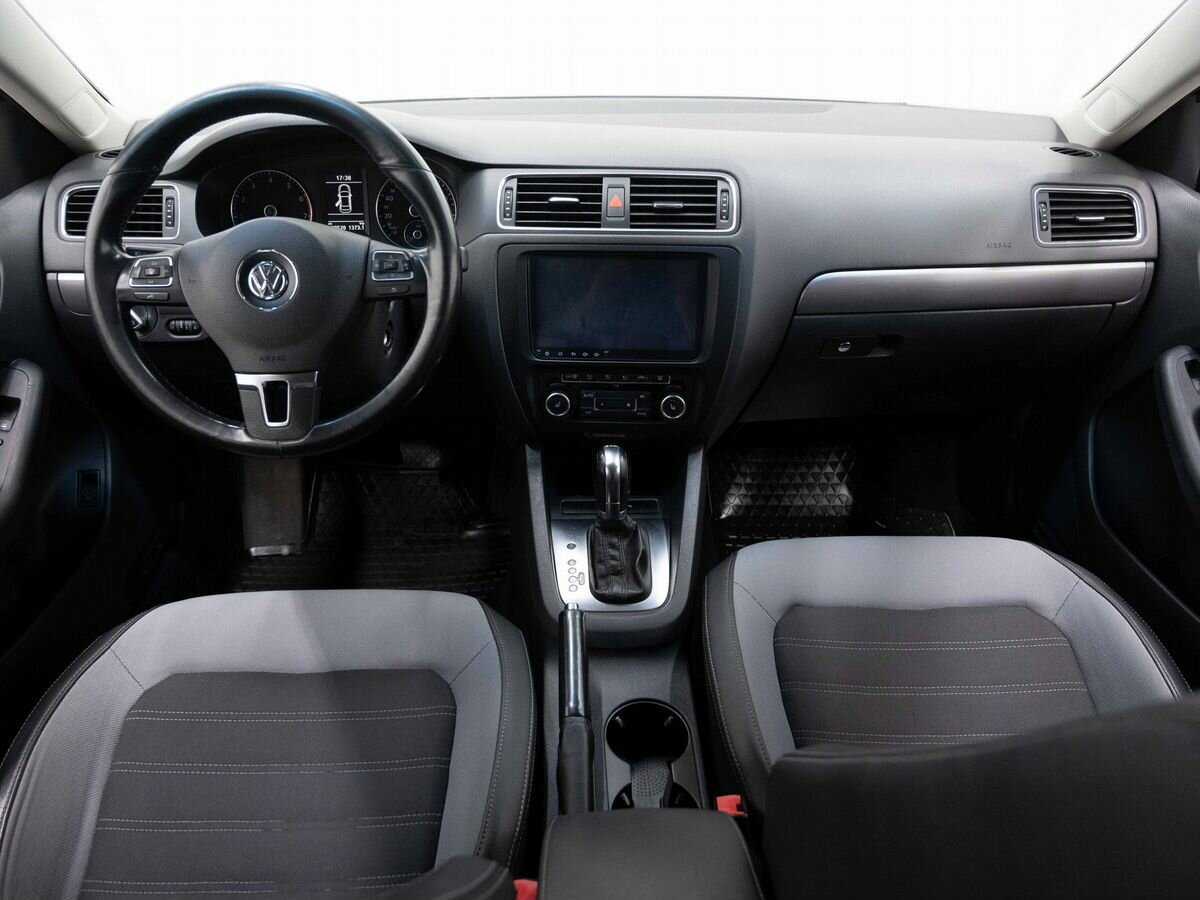 Купить Volkswagen Jetta, 2012, 200 216 км, фото №13