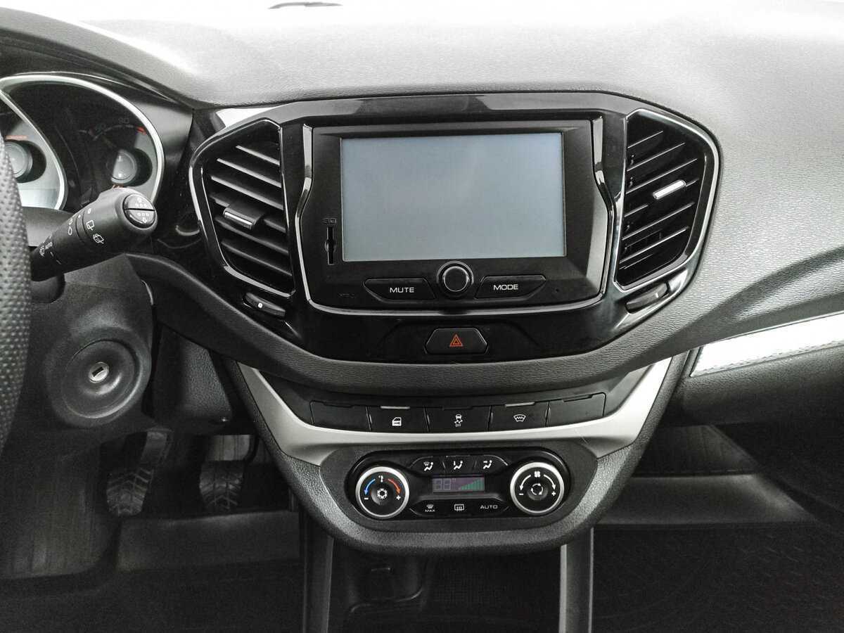 Купить Lada (ВАЗ) Vesta SW Cross, 2019, 68 452 км, фото №13