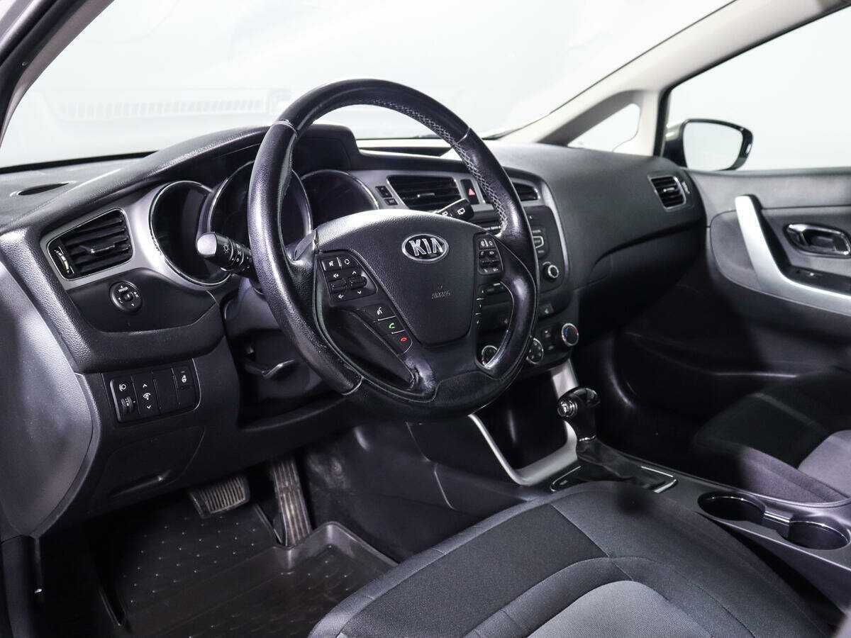 Купить Kia Ceed, 2013, 169 619 км, фото №14