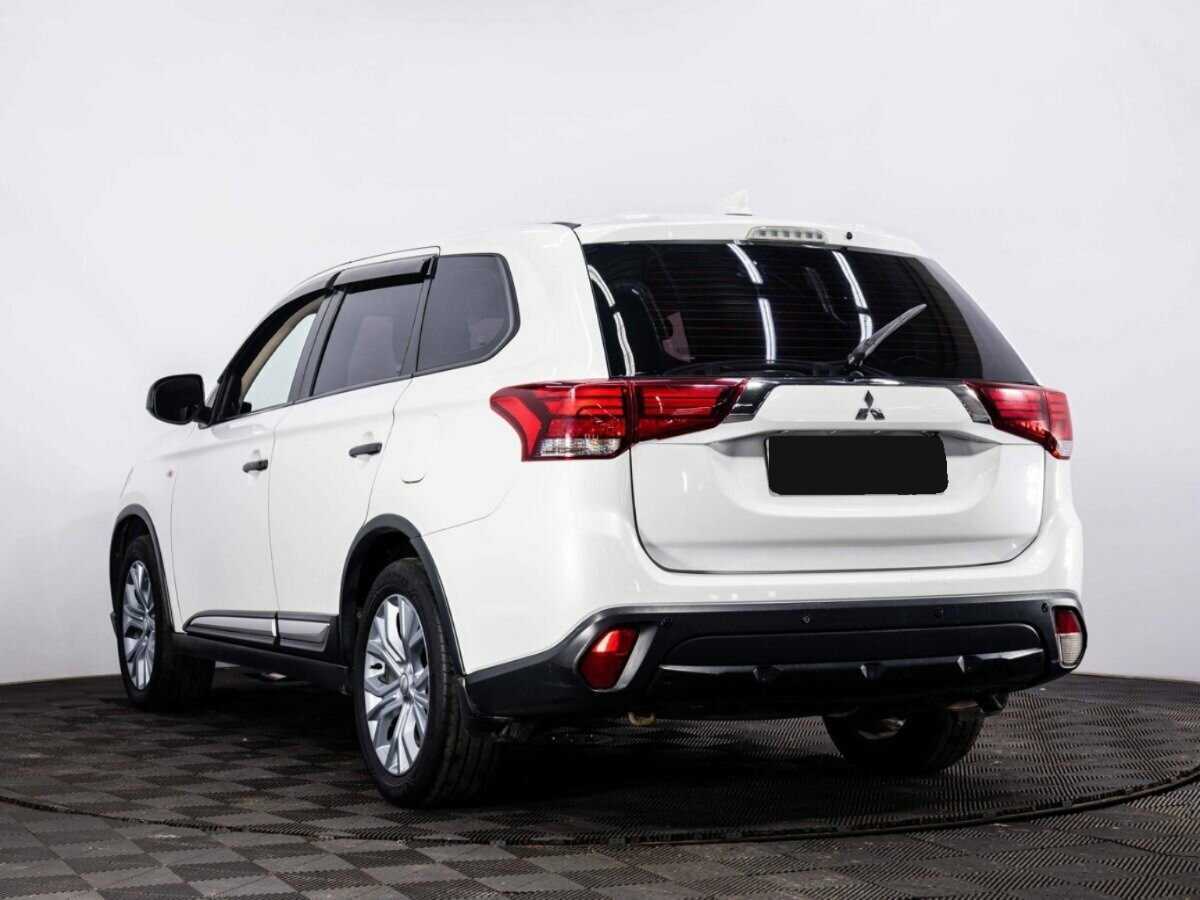Купить Mitsubishi Outlander, 2018, 165 115 км, фото №4