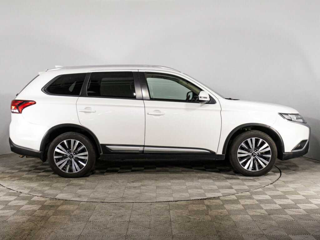 Купить Mitsubishi Outlander, 2020, 126 847 км, фото №4