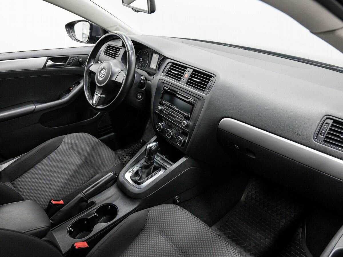 Купить Volkswagen Jetta, 2012, 194 049 км, фото №8