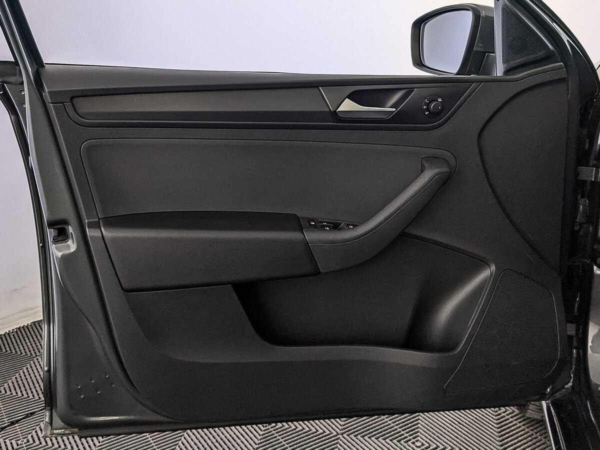 Купить Volkswagen Polo, 2021, 76 258 км, фото №17