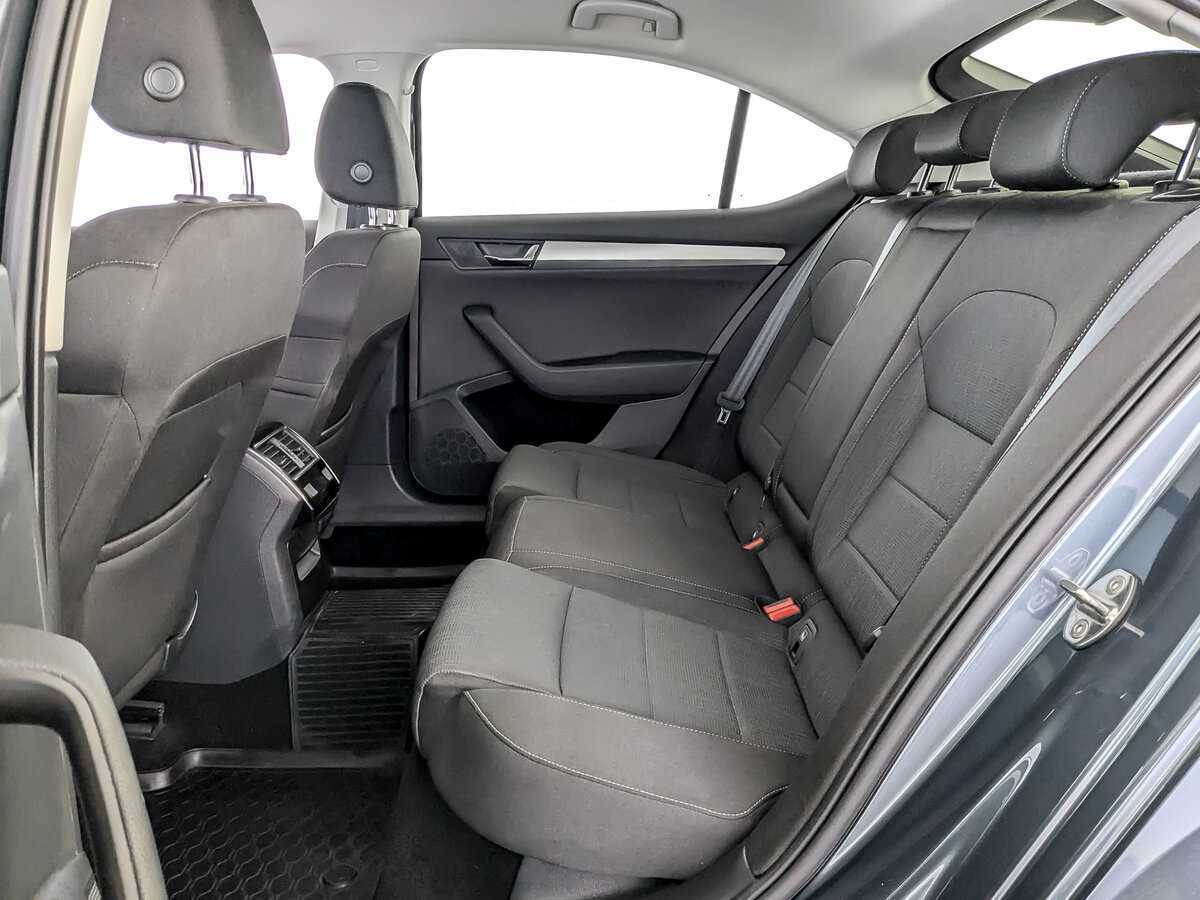 Купить Skoda Superb, 2019, 110 767 км, фото №12