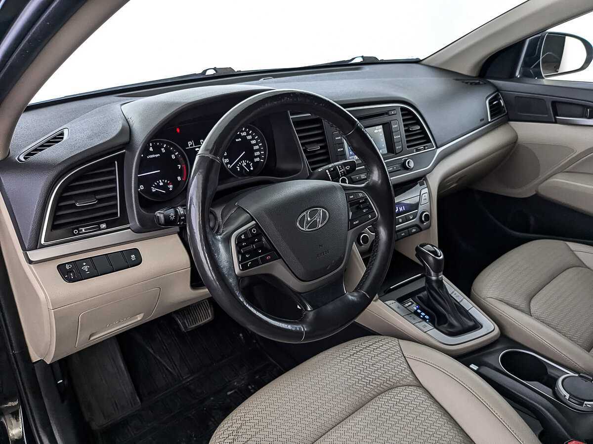 Купить Hyundai Elantra, 2017, 158 812 км, фото №15