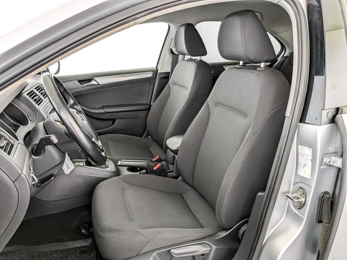 Купить Volkswagen Jetta, 2016, 91 135 км, фото №20