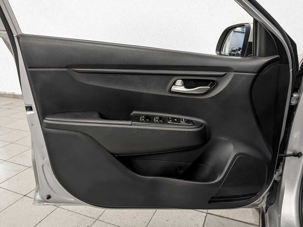 Купить Kia Rio X-Line, 2020, 158 744 км, фото №19