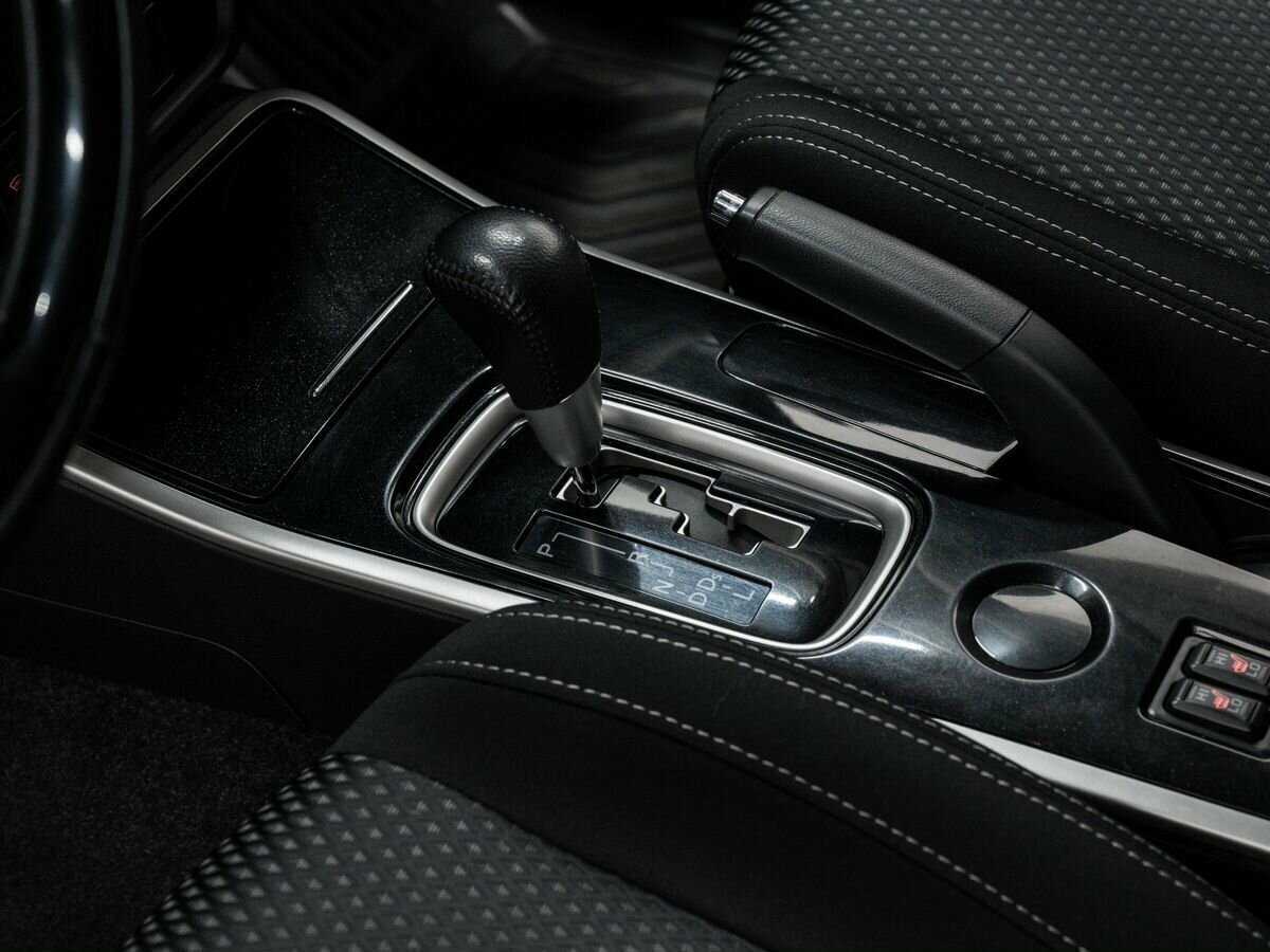 Купить Mitsubishi Outlander, 2018, 179 363 км, фото №16