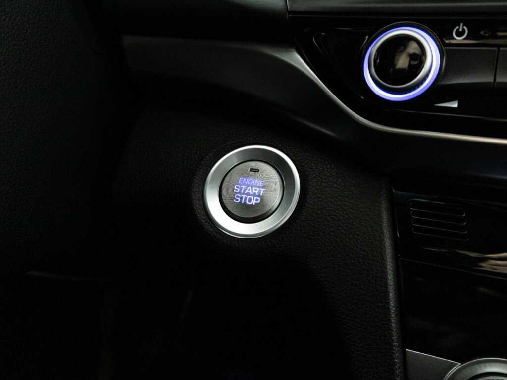 Купить Hyundai Elantra, 2019, 148 427 км, фото №21