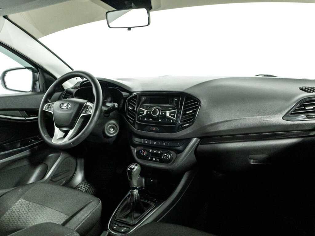 Купить Lada (ВАЗ) Vesta SW, 2019, 72 137 км, фото №9