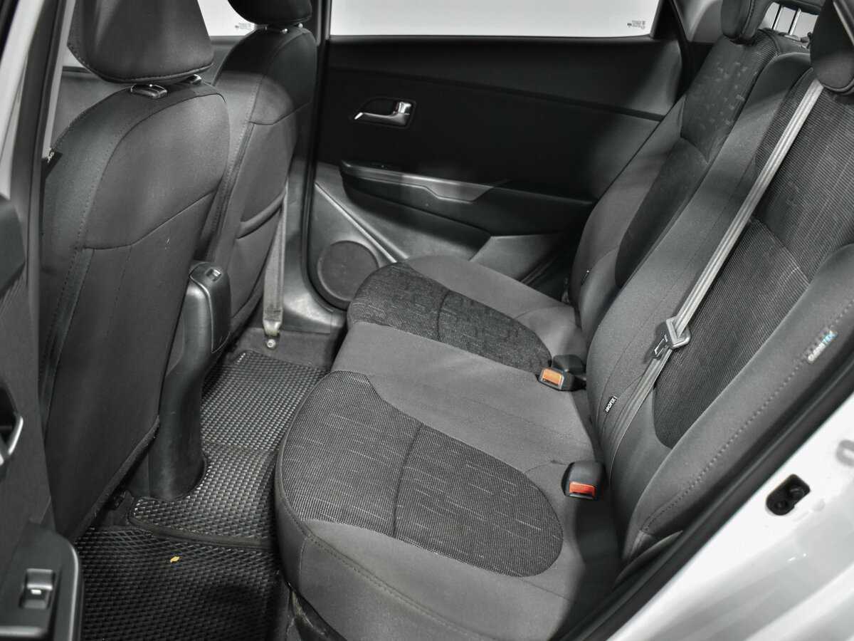 Купить Kia Rio, 2015, 97 000 км, фото №10