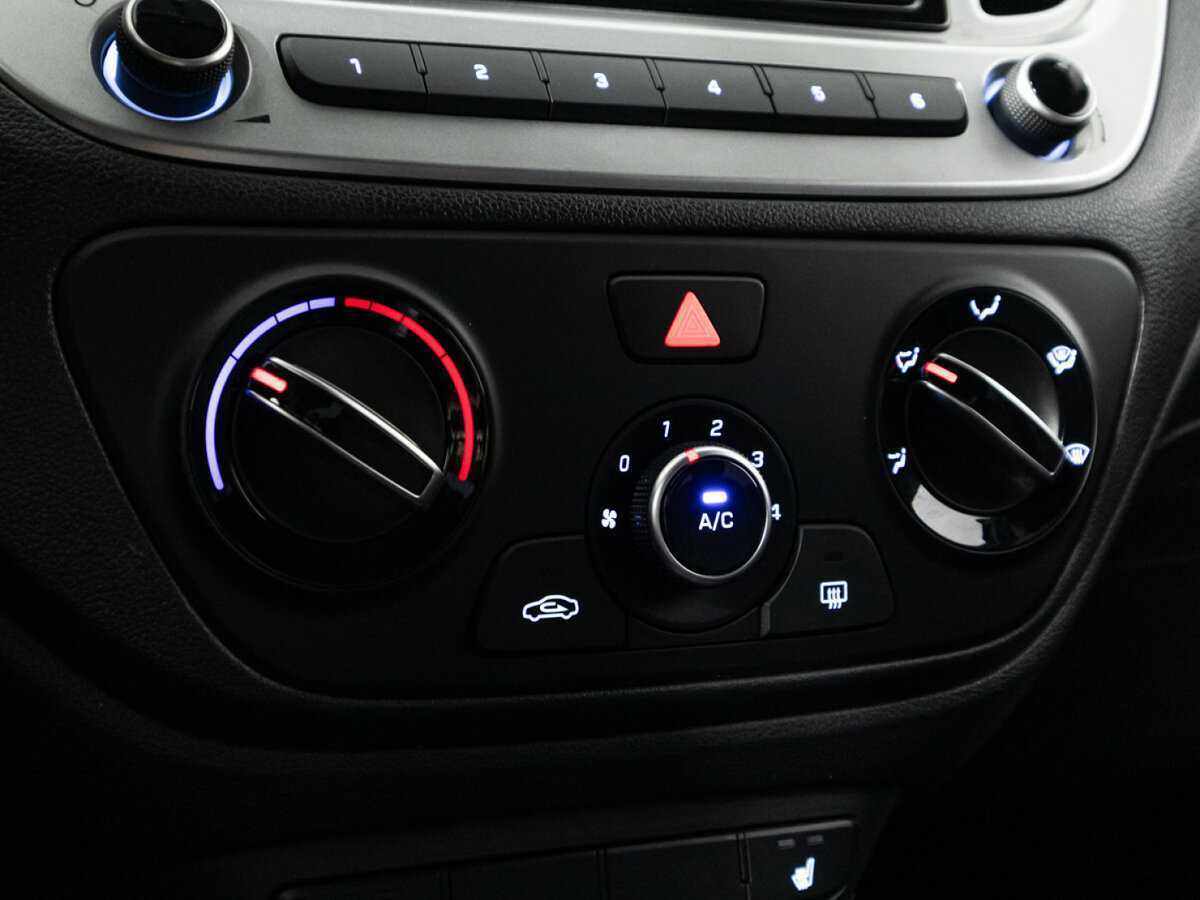 Купить Hyundai Solaris, 2021, 17 891 км, фото №16