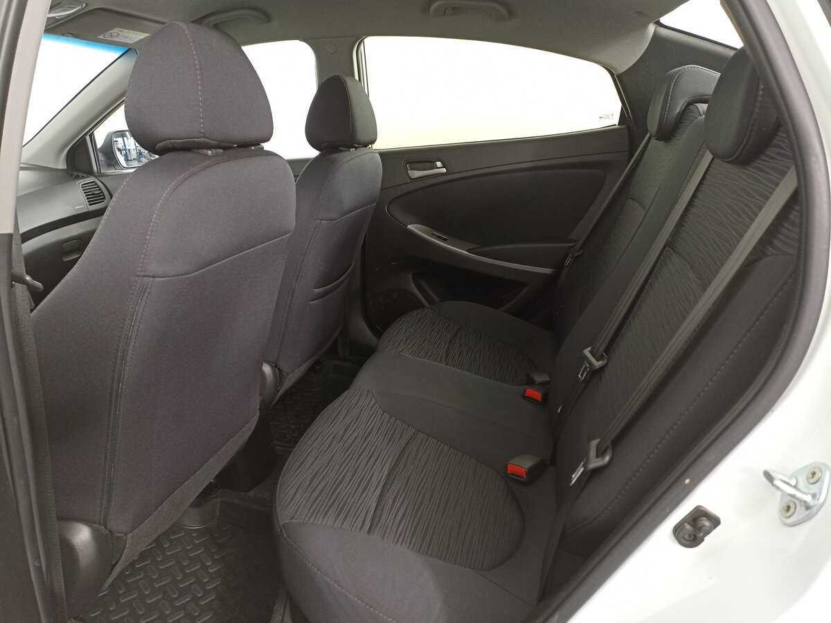 Купить Hyundai Solaris, 2015, 147 002 км, фото №12