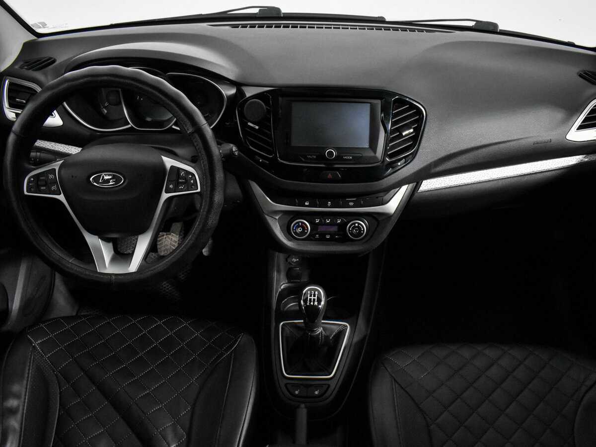 Купить Lada (ВАЗ) Vesta SW Cross, 2019, 92 052 км, фото №15