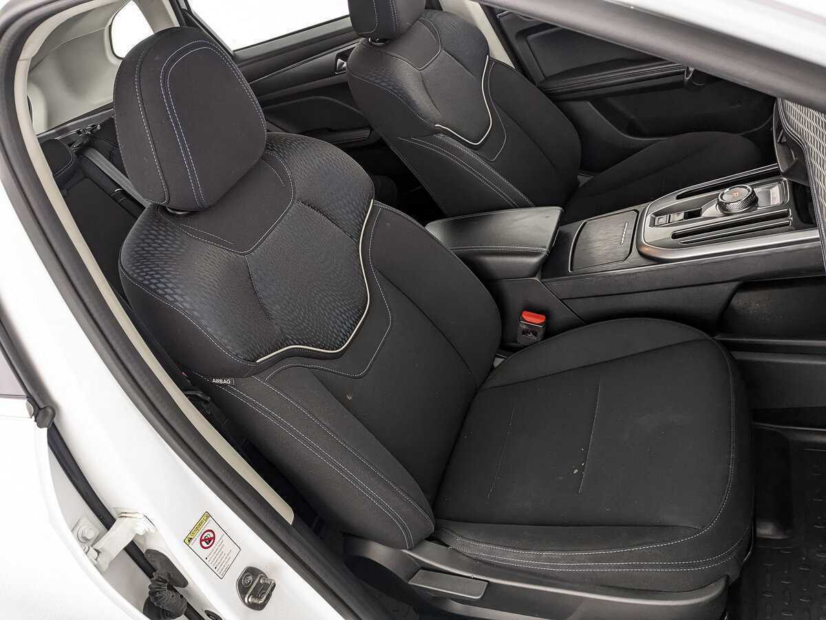 Купить Haval Jolion, 2021, 133 307 км, фото №22