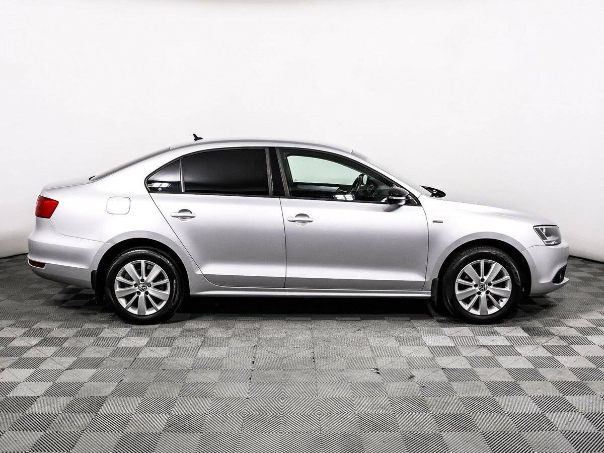 Купить Volkswagen Jetta, 2013, 74 271 км, фото №4