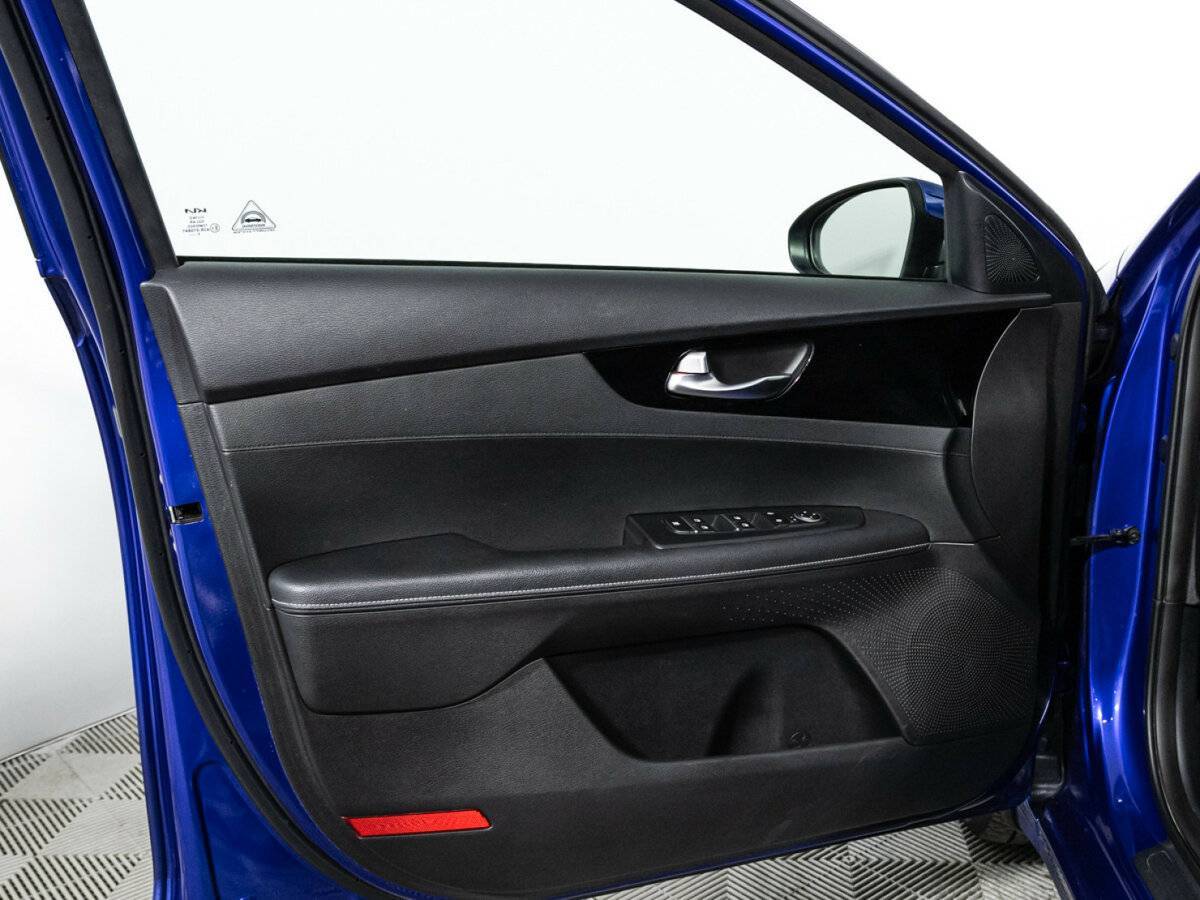 Купить Kia Cerato, 2021, 101 406 км, фото №24