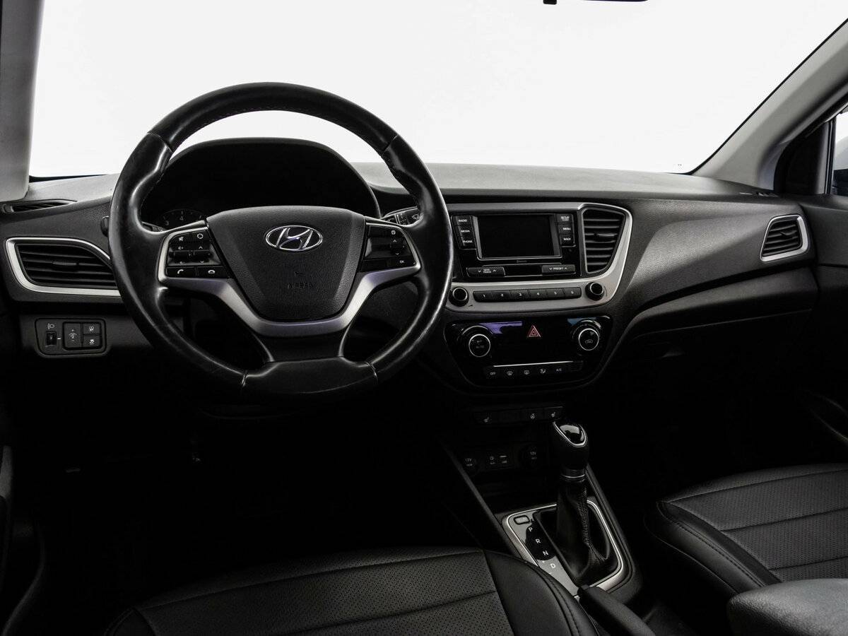 Купить Hyundai Solaris, 2018, 74 032 км, фото №9