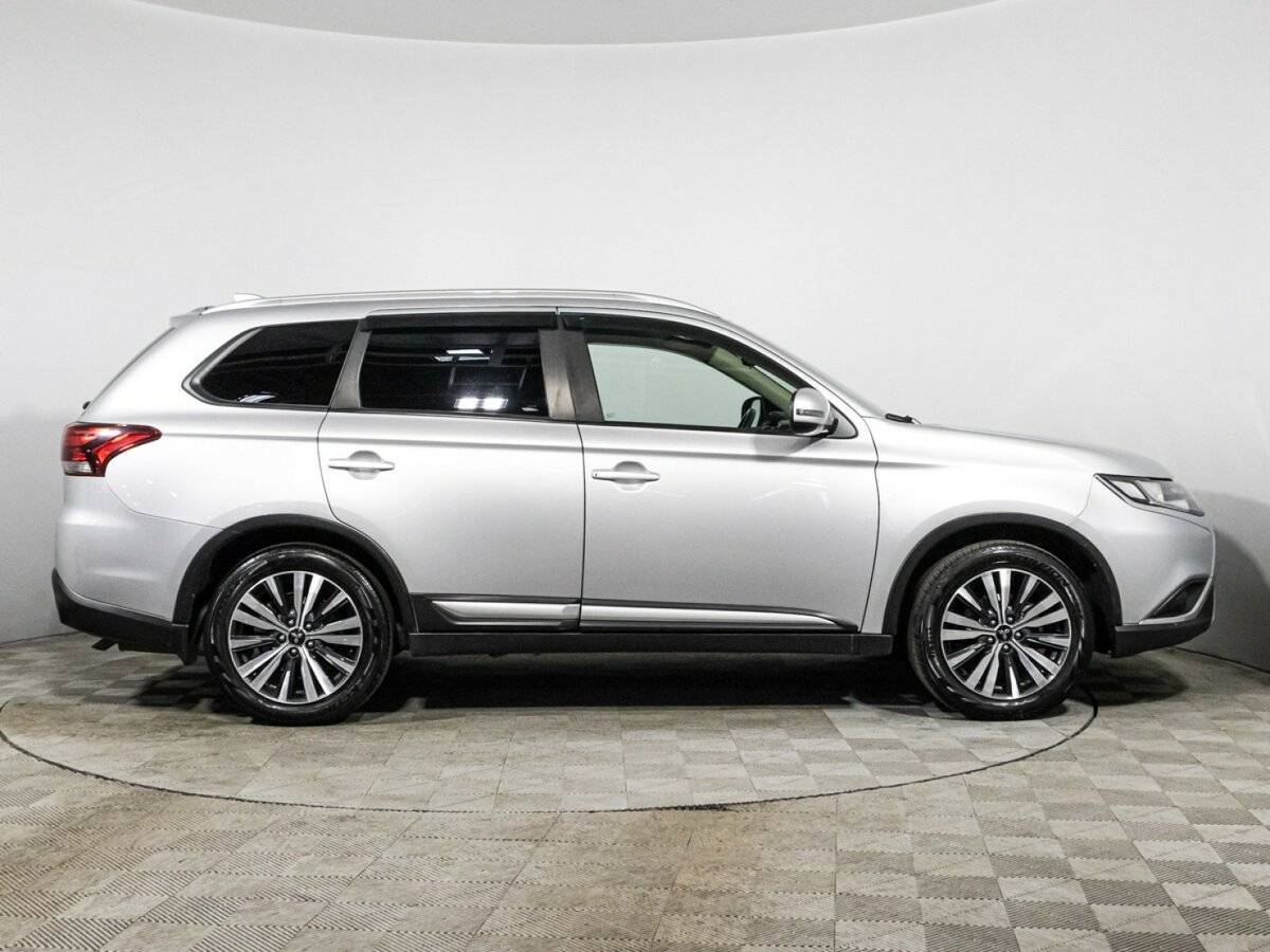 Купить Mitsubishi Outlander, 2020, 109 208 км, фото №4