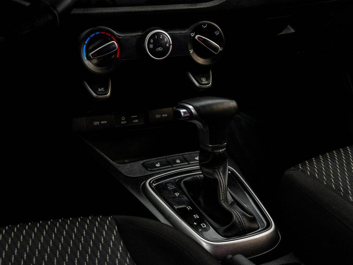 Купить Kia Rio, 2017, 260 535 км, фото №11