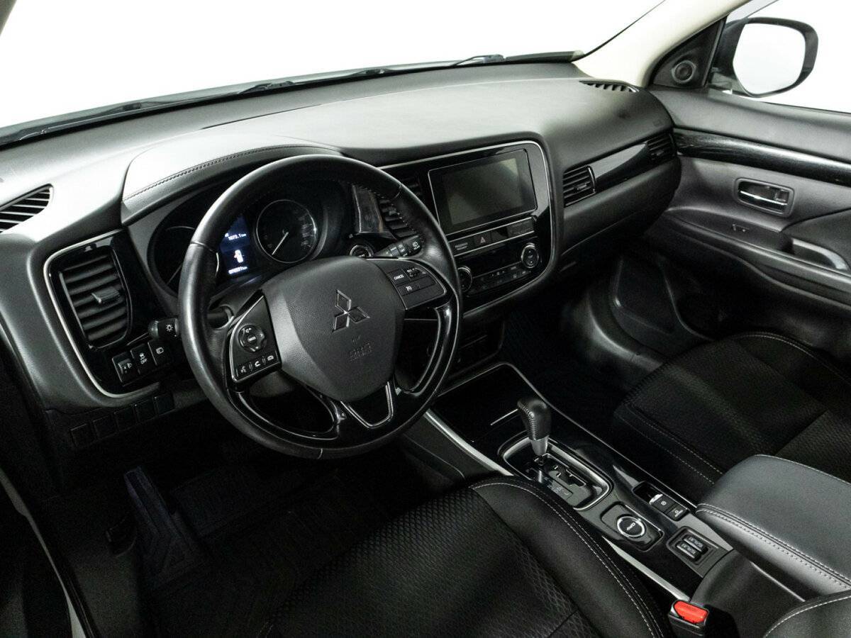 Купить Mitsubishi Outlander, 2018, 70 460 км, фото №11