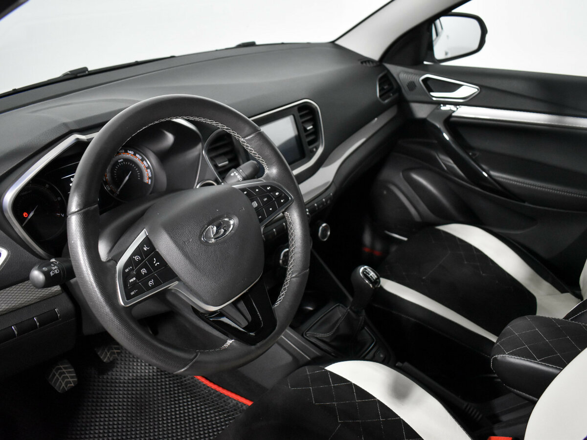 Купить Lada (ВАЗ) Vesta I Рестайлинг (NG), 2023, 34 412 км, фото №9