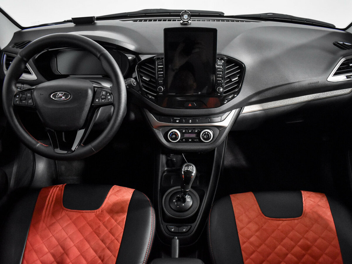 Купить Lada (ВАЗ) Vesta SW I, 2018, 107 000 км, фото №12